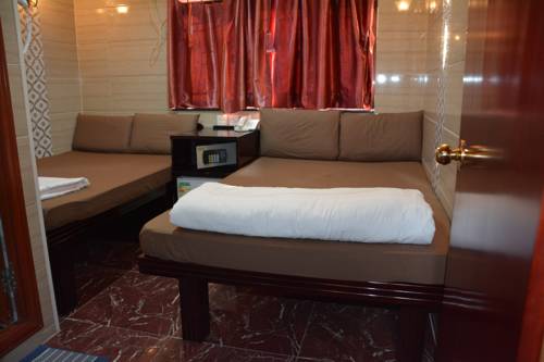 Hong Kong Hotel